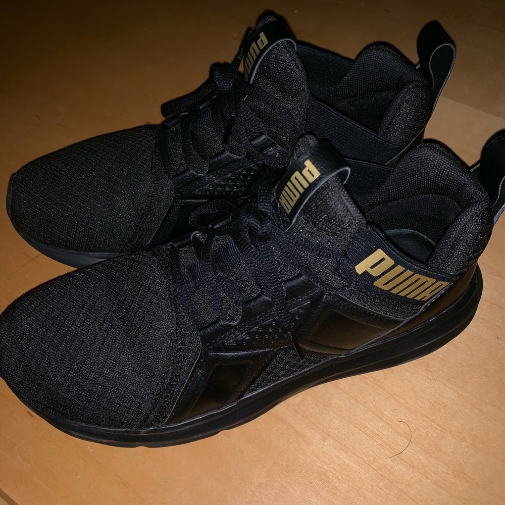 Puma Running Shoes - Picture 3 of 4